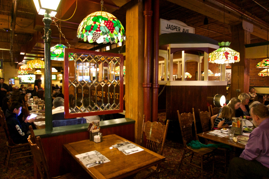 Old Spaghetti Factory (Downtown) Let's Eat YEG