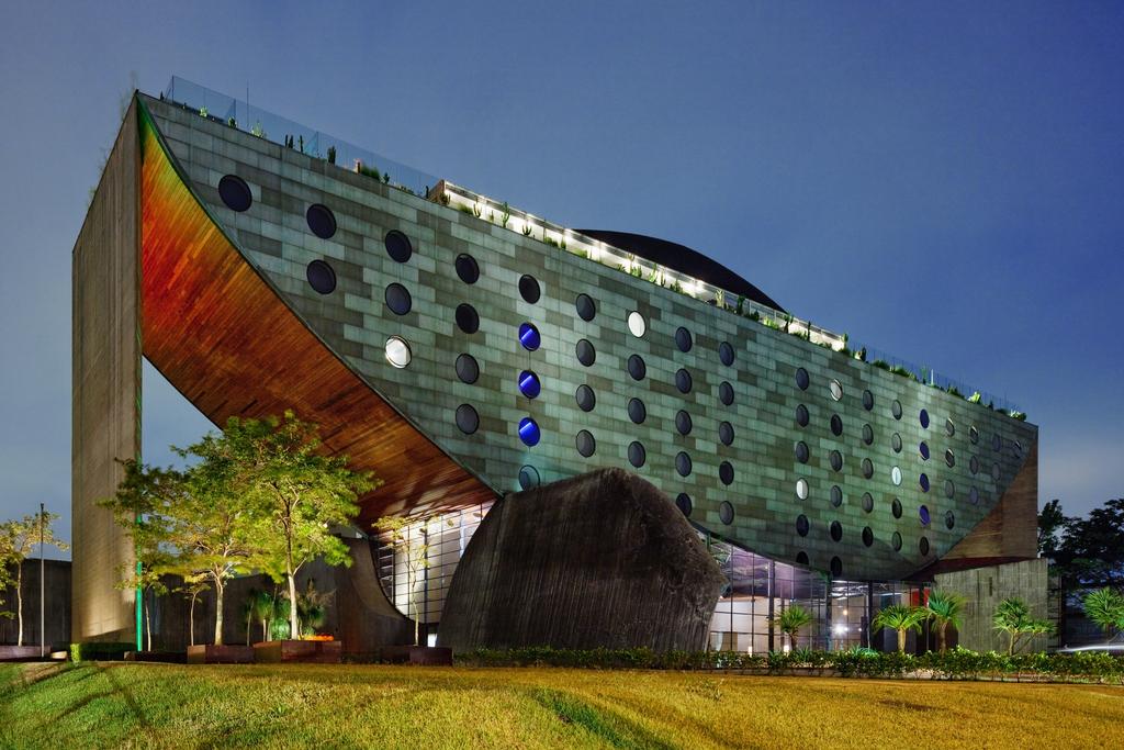 Skye Bar Hotel Unique em São Paulo alternativa de rooftop incrível