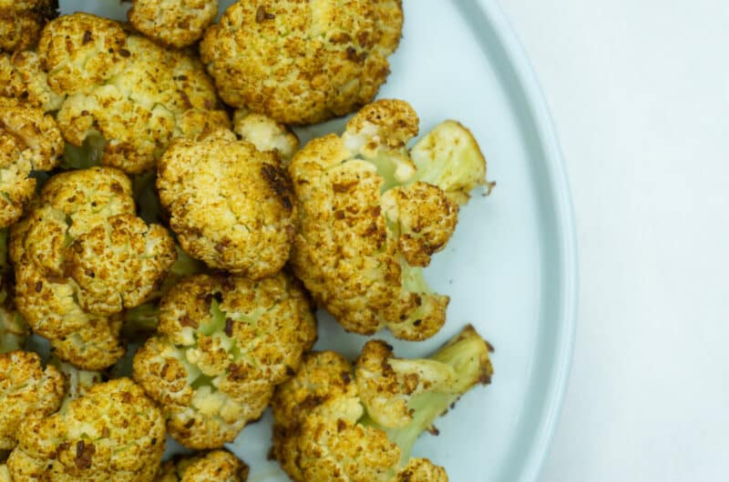 How to Roast Cauliflower (With Garlic and Lemon) Let's Foodie