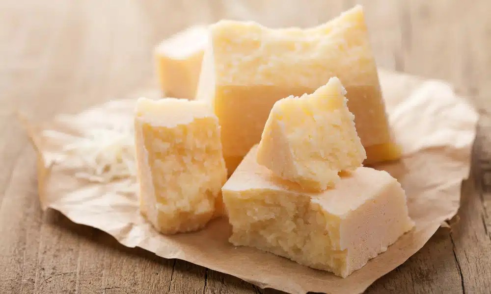 Does Parmesan Cheese Melt? (FAQ Answered!) Let's Foodie