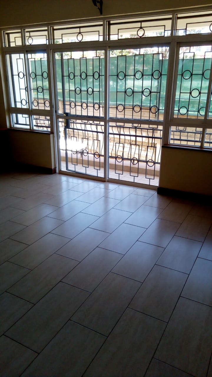 3 Bedroom Apartment for Rent in Woodley Lets Move