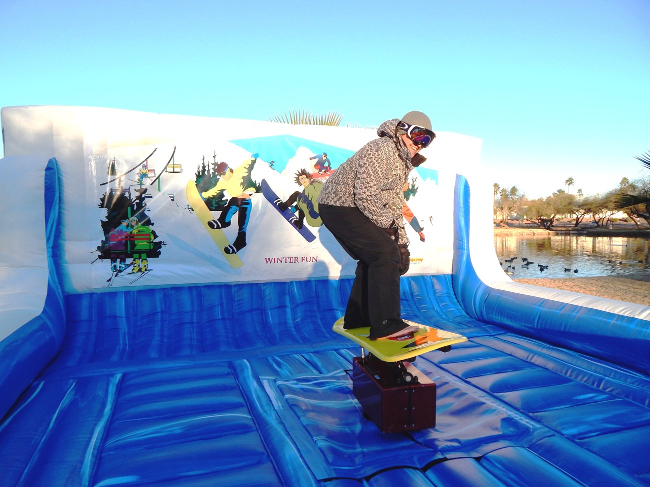 Mechanical Snowboard Lets Party