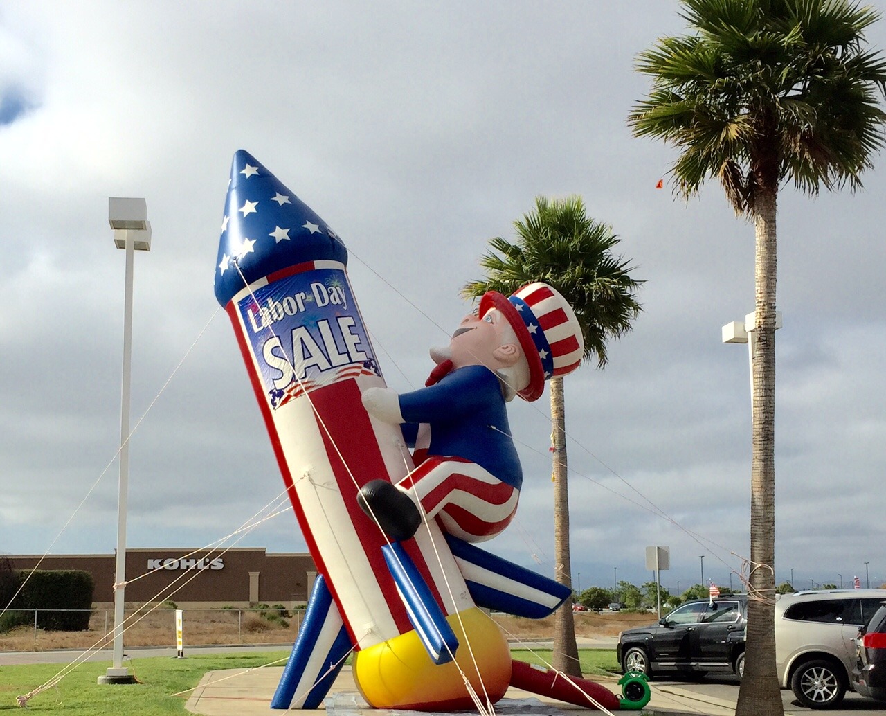 Patriotic Inflatables Lets Party