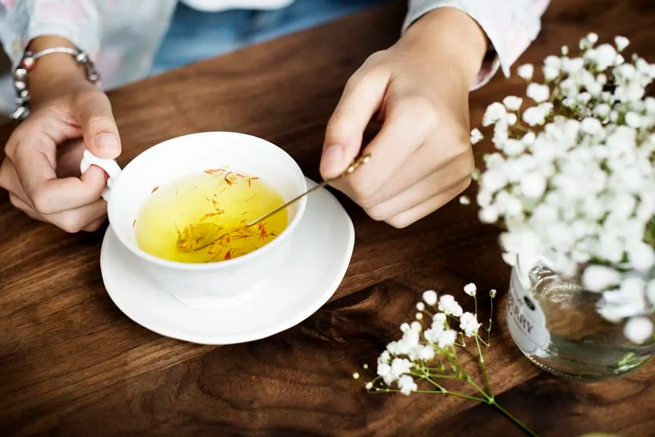 5 Powerful Benefits of Drinking Green Tea
