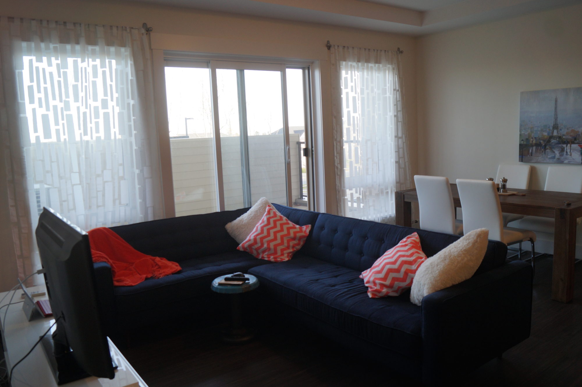 Furnished two bedroom luxury condo in Bedford heat and hot water included Lets Rent