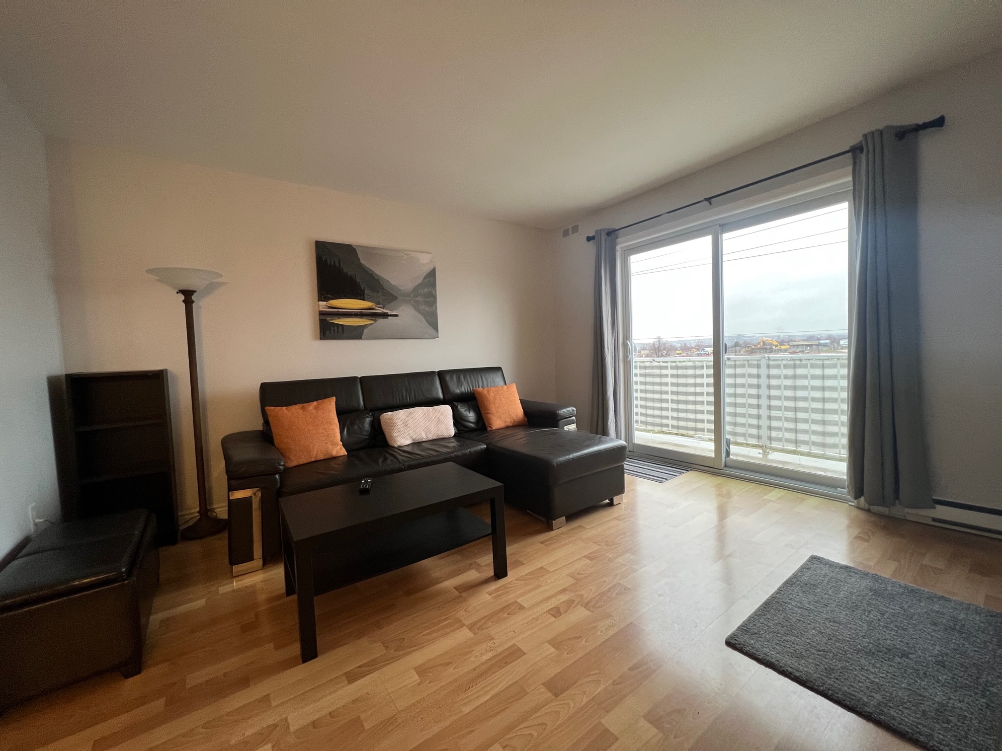 Furnished corner unit condo in Dartmouth close to everything ! Lets Rent