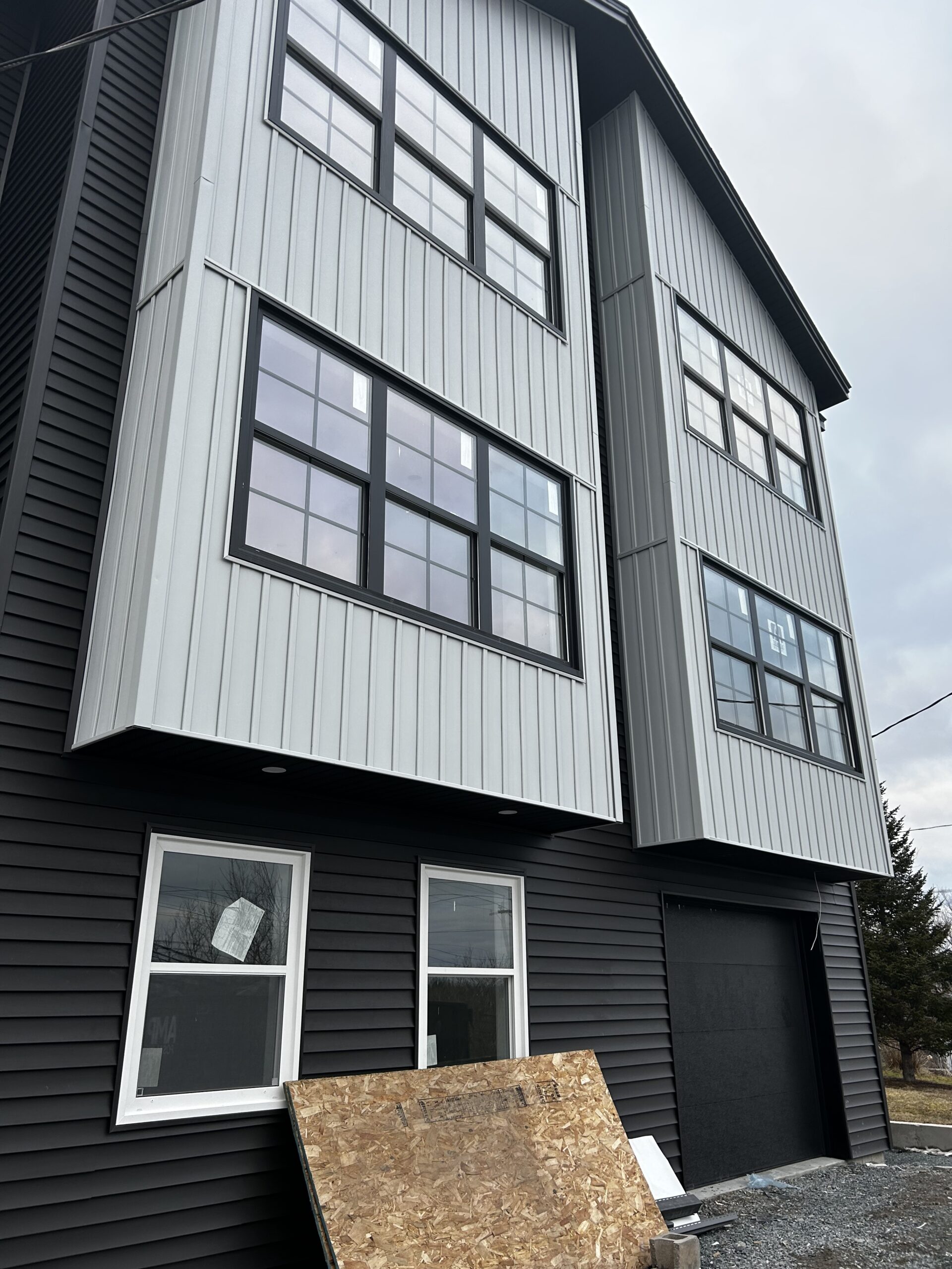 New Luxury 2 Bedroom, 1Bathroom unit Beaverbank Lets Rent