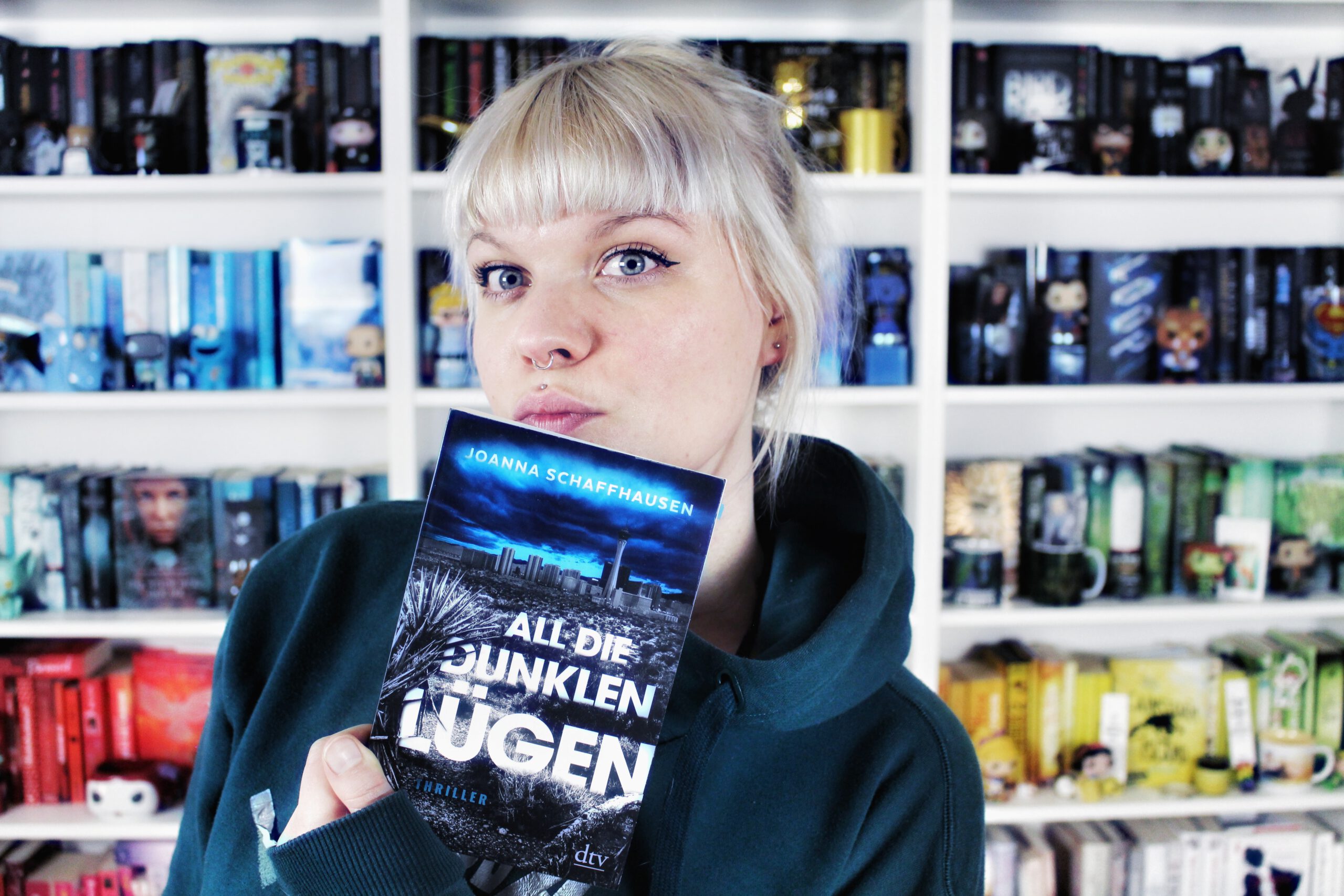 Rezension All die dunklen Lügen von Joanna Schaffhausen Letterheart