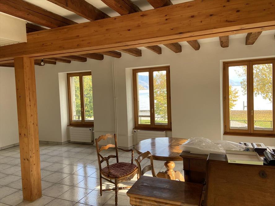 Unique à Cully splendide appartement de 5.5 pièces au 1er étage