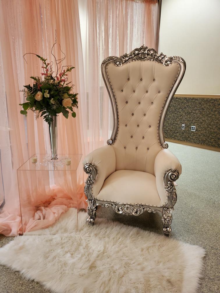 Single Throne Chairs Leveled Up Rentals