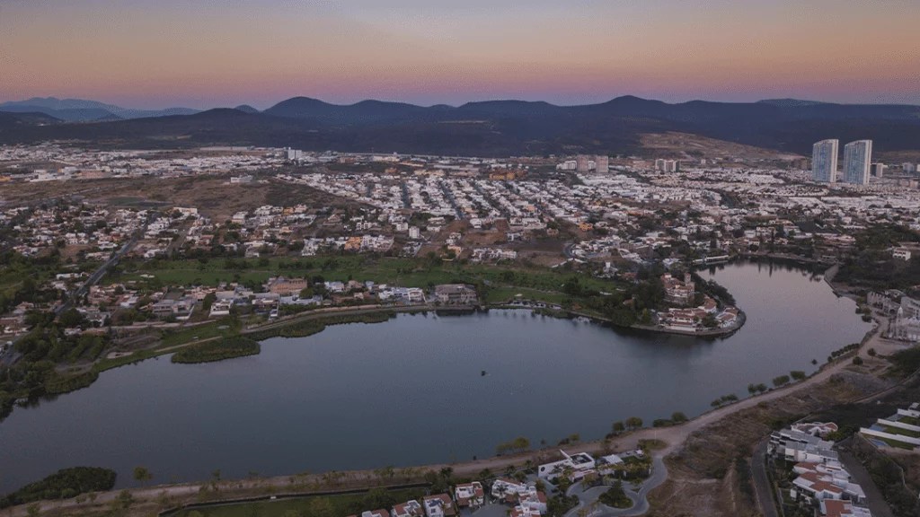 JURIQUILLA Querétaro, una zona top para tu empresa Level