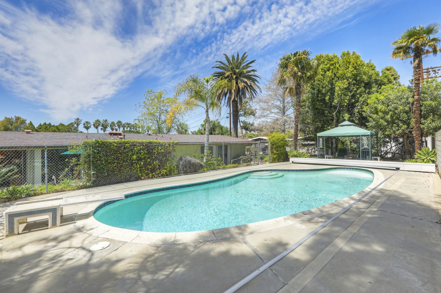 17025 Labrador St. Northridge, CA 91325 Levi Freeman Homes