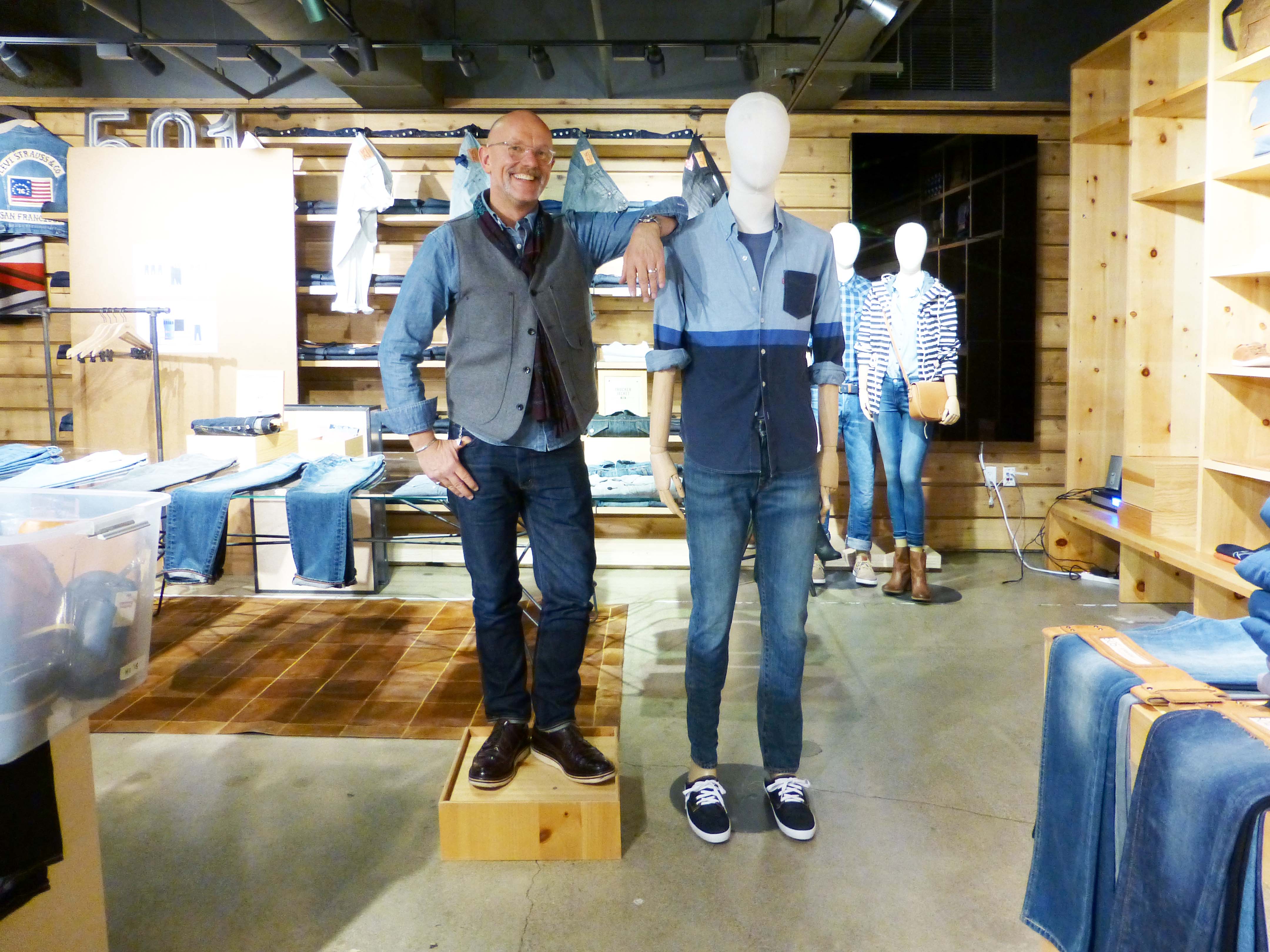 Setting the Look for Levi's Outlets Levi Strauss & Co