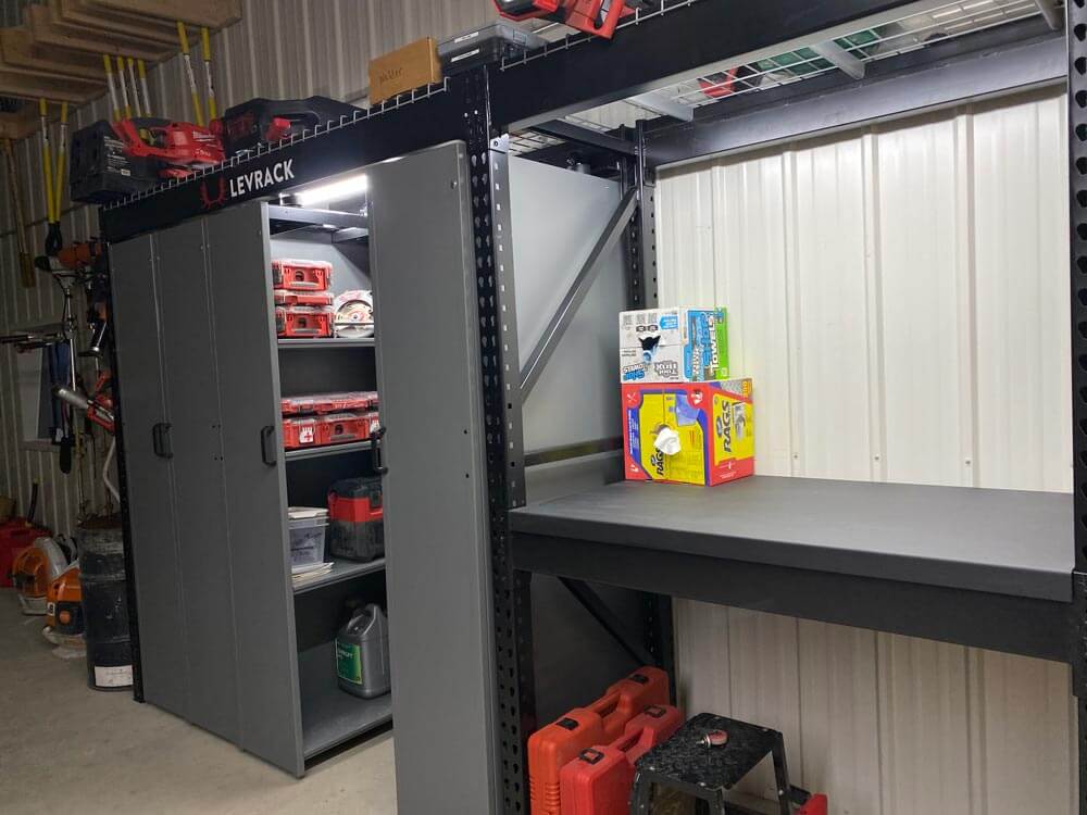 Levrack Levrack Workstation PLUS A place for all your storage.