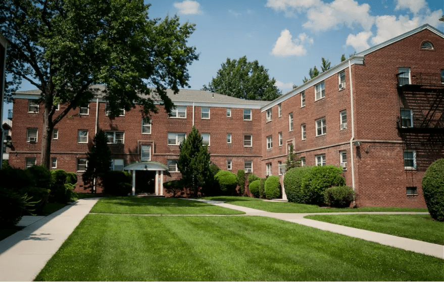 Home Lexington Garden Apartaments