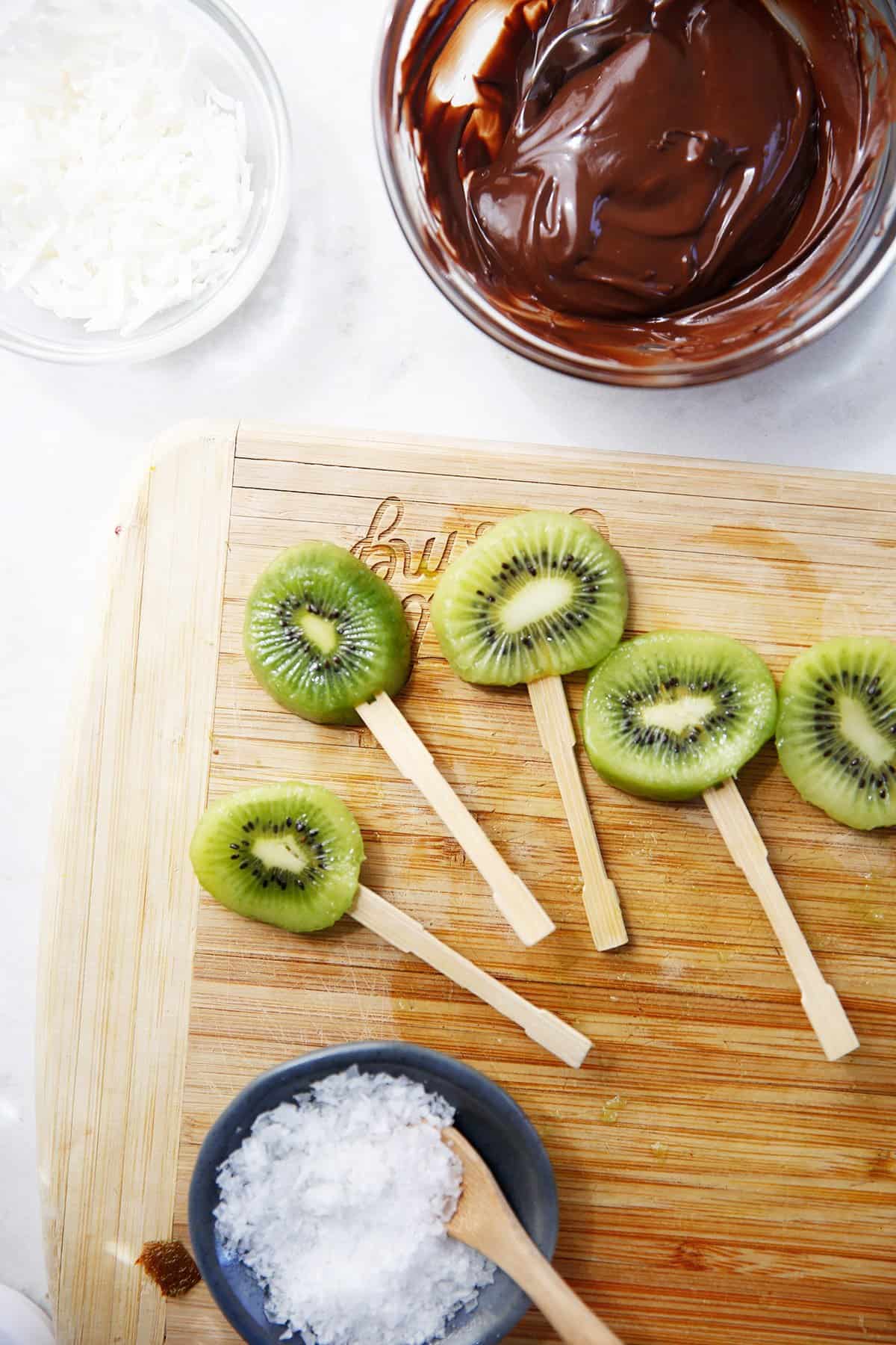 Easy Kiwi Pops Snack For Kids! Lexi's Clean Kitchen