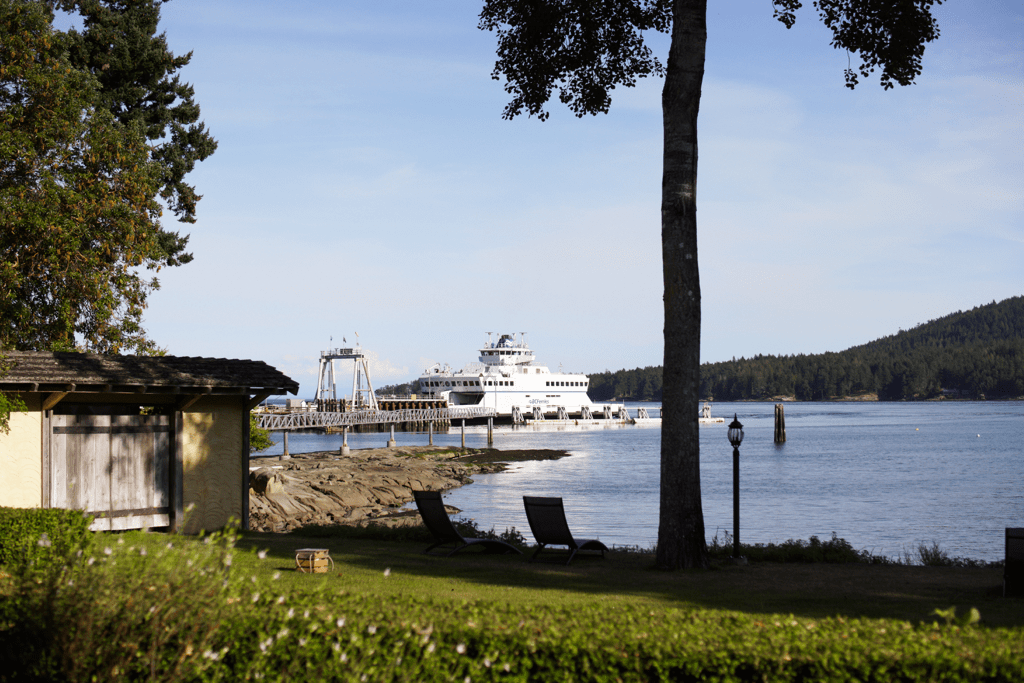 A Lesbian Friendly Getaway to Galiano Island, Canada Lez See the World