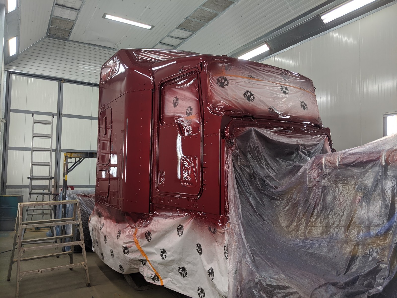 Noble Enterprises LF Truck Centre