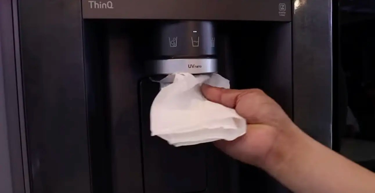 LG Ice Maker Leaking Water StepbyStep Guide 2024