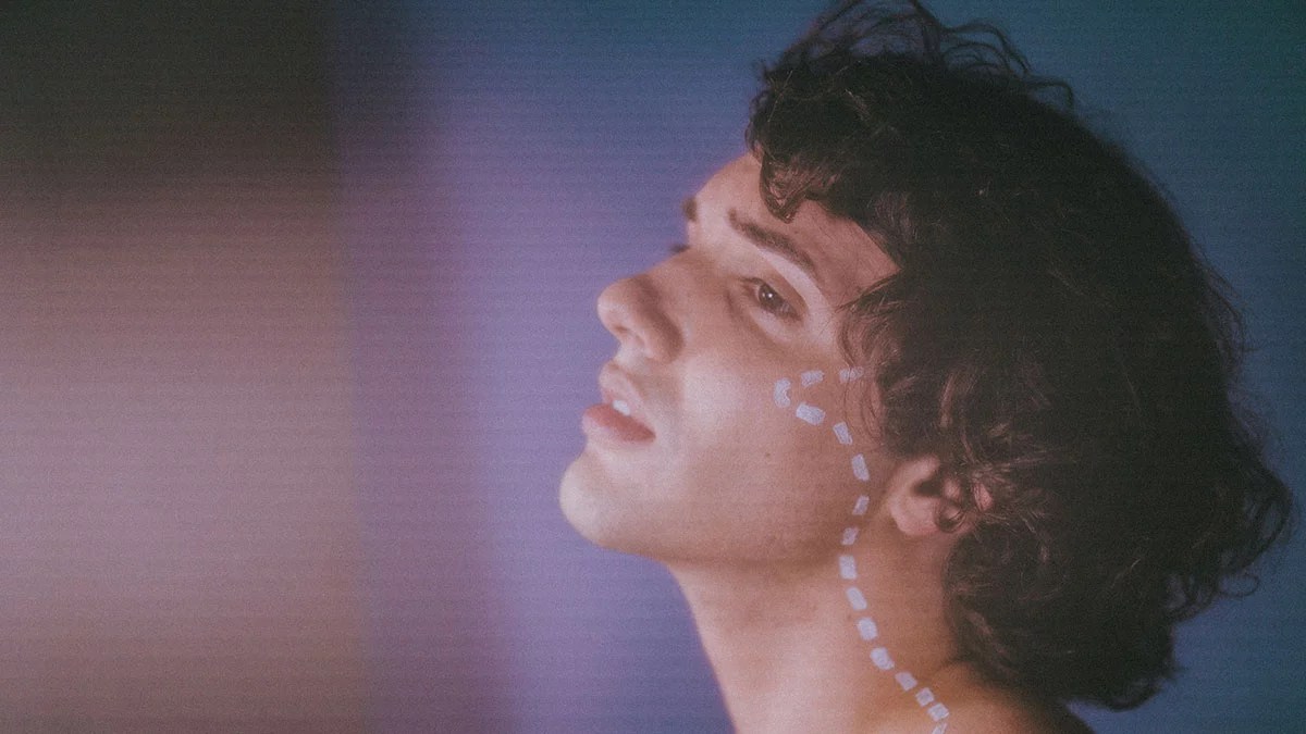 LAbased Pop Artist, John Conlin Releases New Single, «Hopeful Romantic