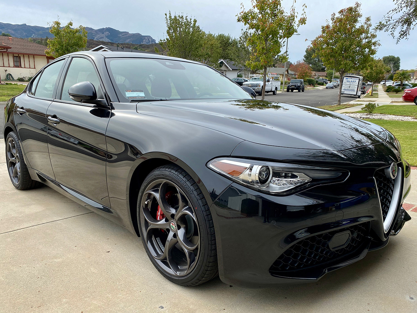 SIGNED 2019 Alfa Romeo Giulia Ti Sport 49240 27/10k 298/mo (+tax