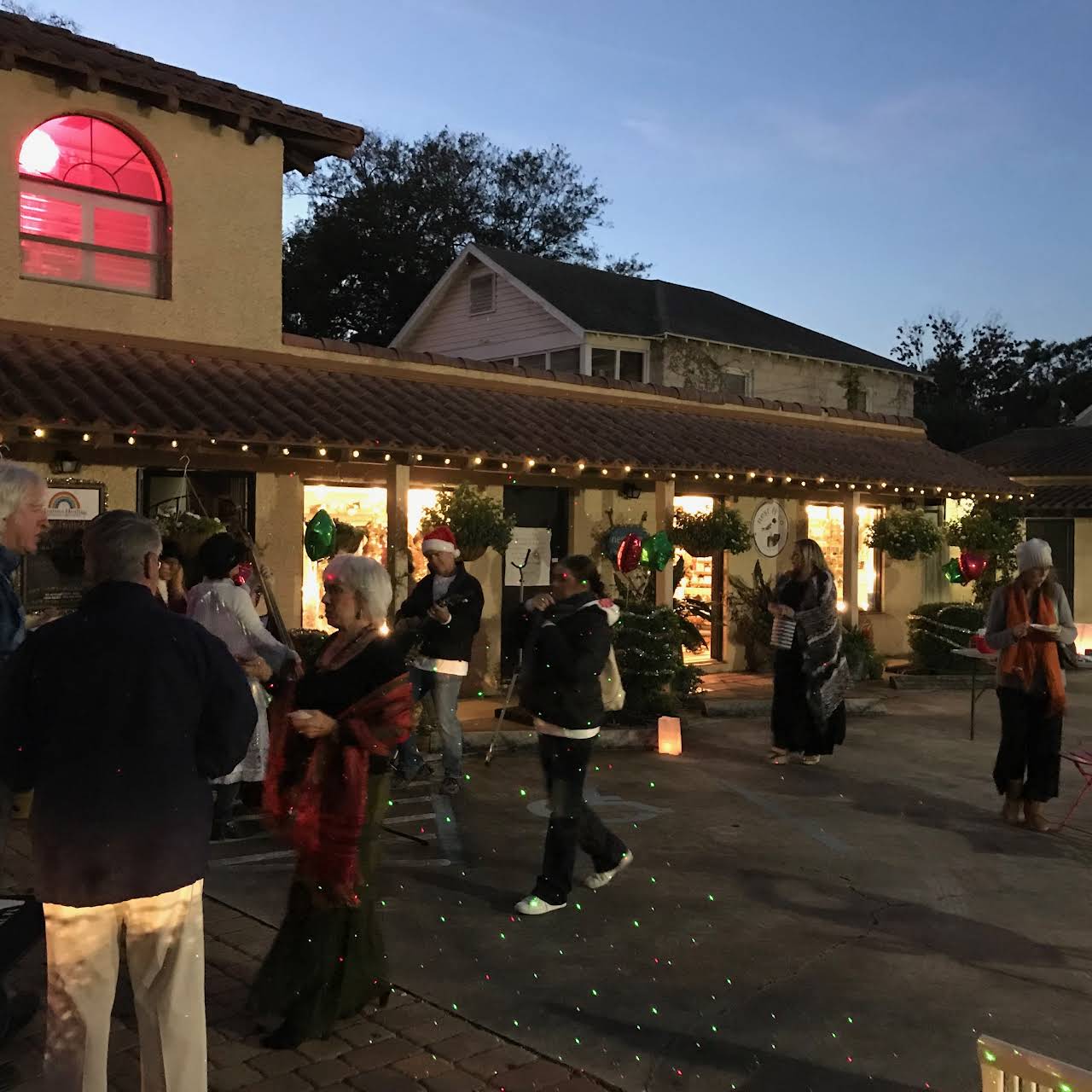 HEAD salonemporium Beauty Salon in St. Augustine
