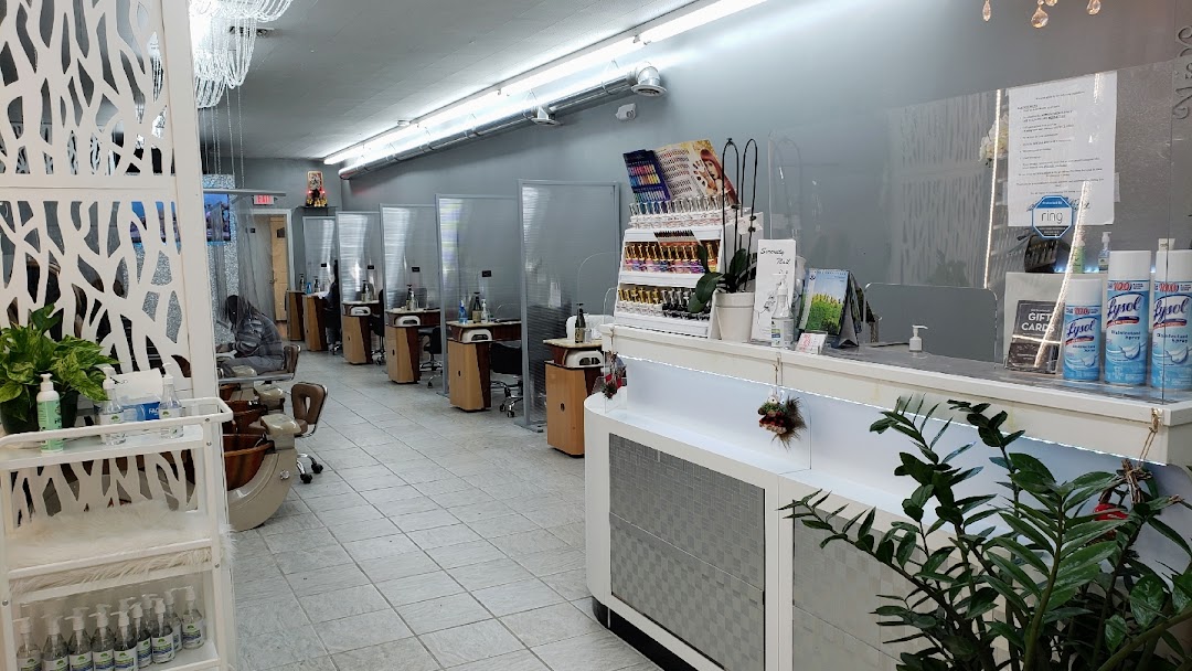 Serenity Nails Nail Salon in Torrington