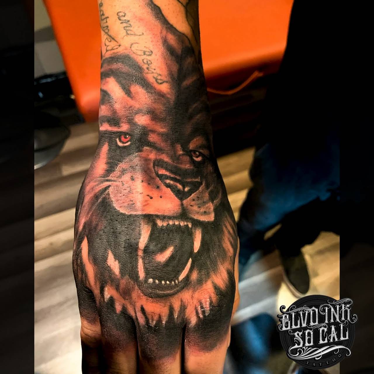Boulevard Ink Tattoo Shop in Ontario