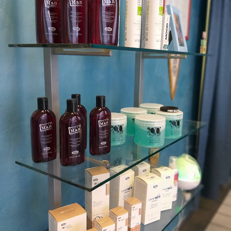 Umberto Hair Salon Barbiere a Legnano
