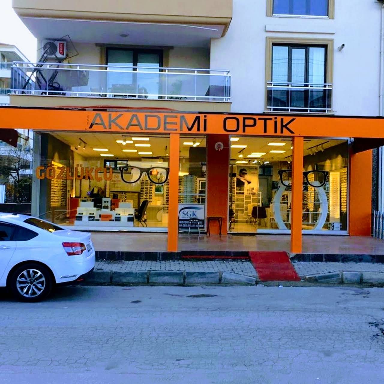 ege akademi optik Optik