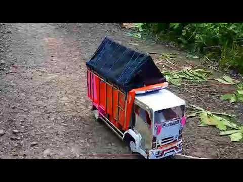 Truk cabe adu gengsi jam mepet| saling kejar_kejaran. Motor Gaul