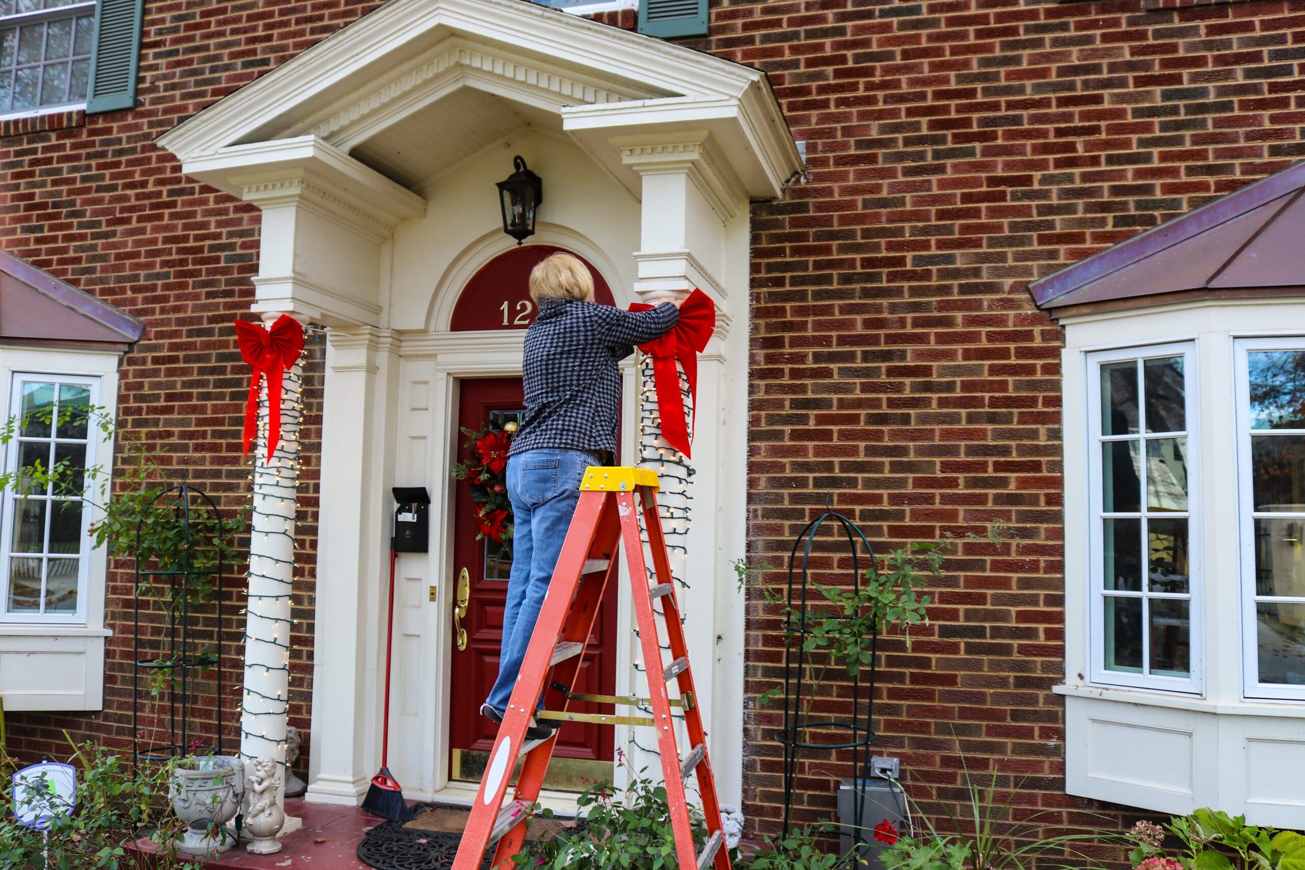 HouseFriendly Tips for Putting Up Holiday Decorations L.H. Krueger