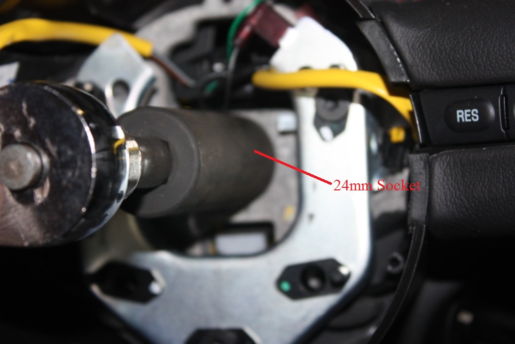 How to Install a Ford Racing GT500 Steering Wheel on Your 20052009