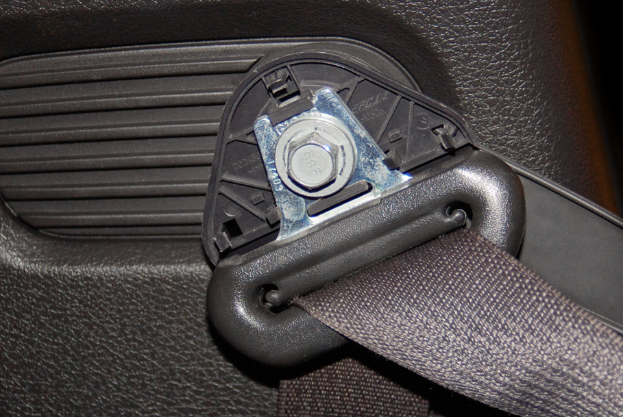 How to install a Corbeau Seat Belt Harness Bar on your 20052012