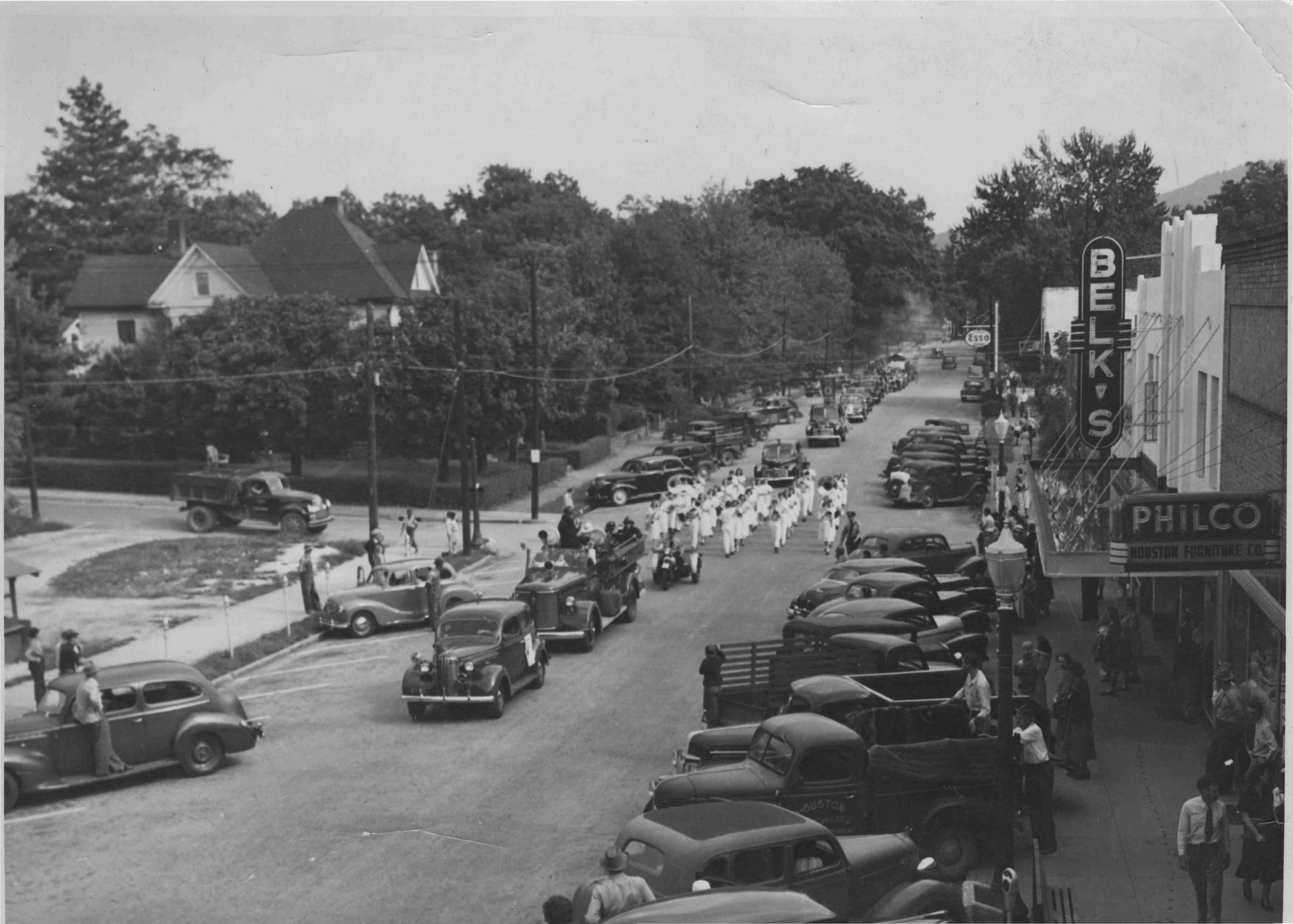 East Main Street Parade, 1940