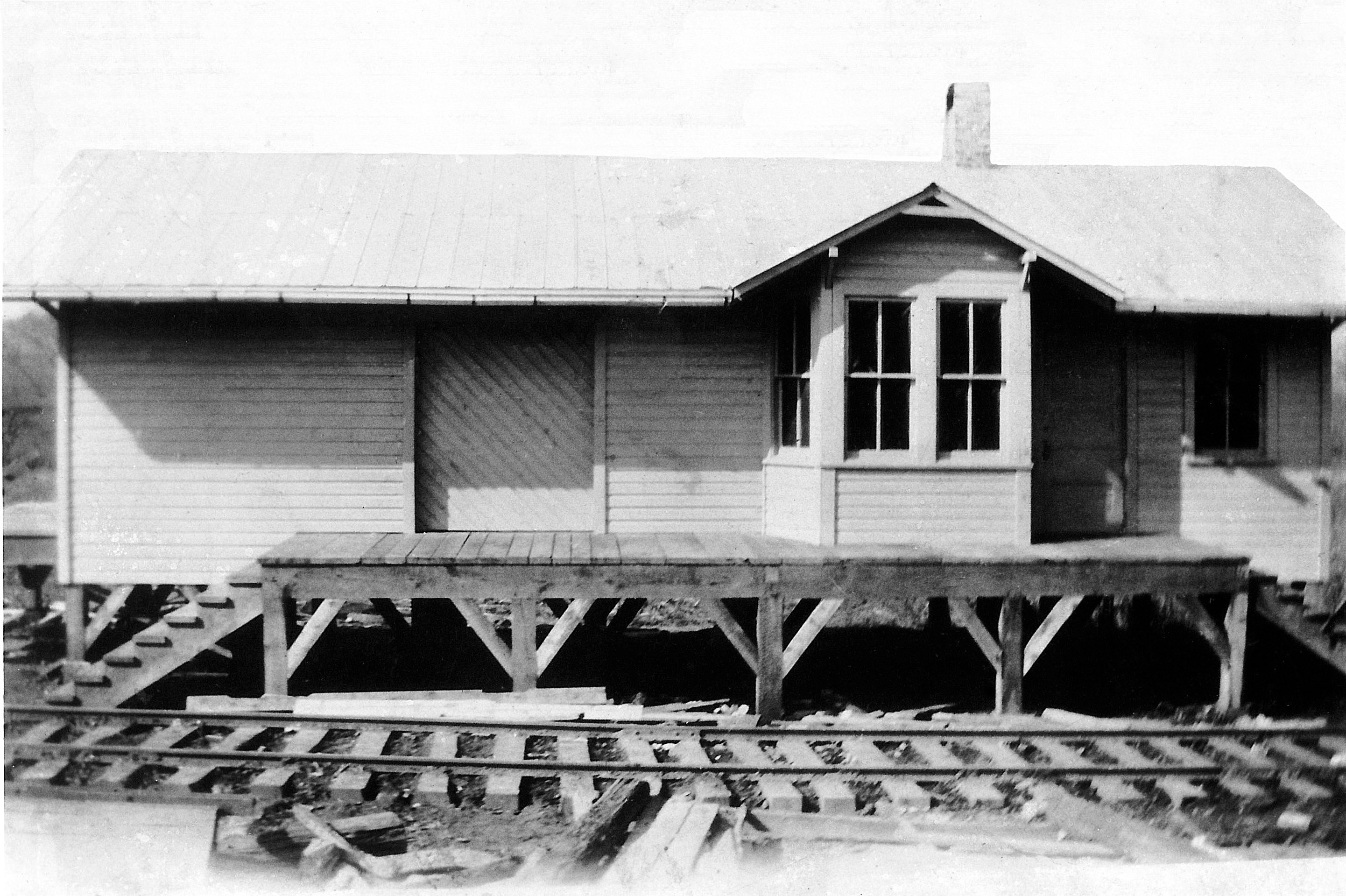Facade of Hayesville Train Depot