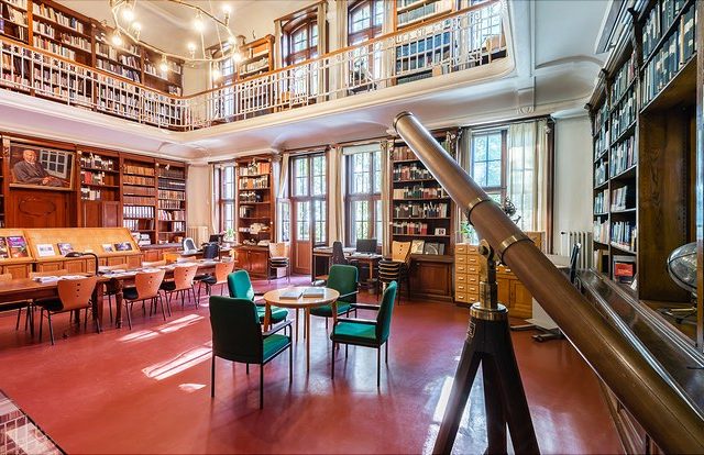 一度は絶対訪れてみたい！日本のお洒落すぎる図書館6選 | Retrip[リトリップ] 異なる美しさを持つドイツの図書館8選 | Lib & Journey