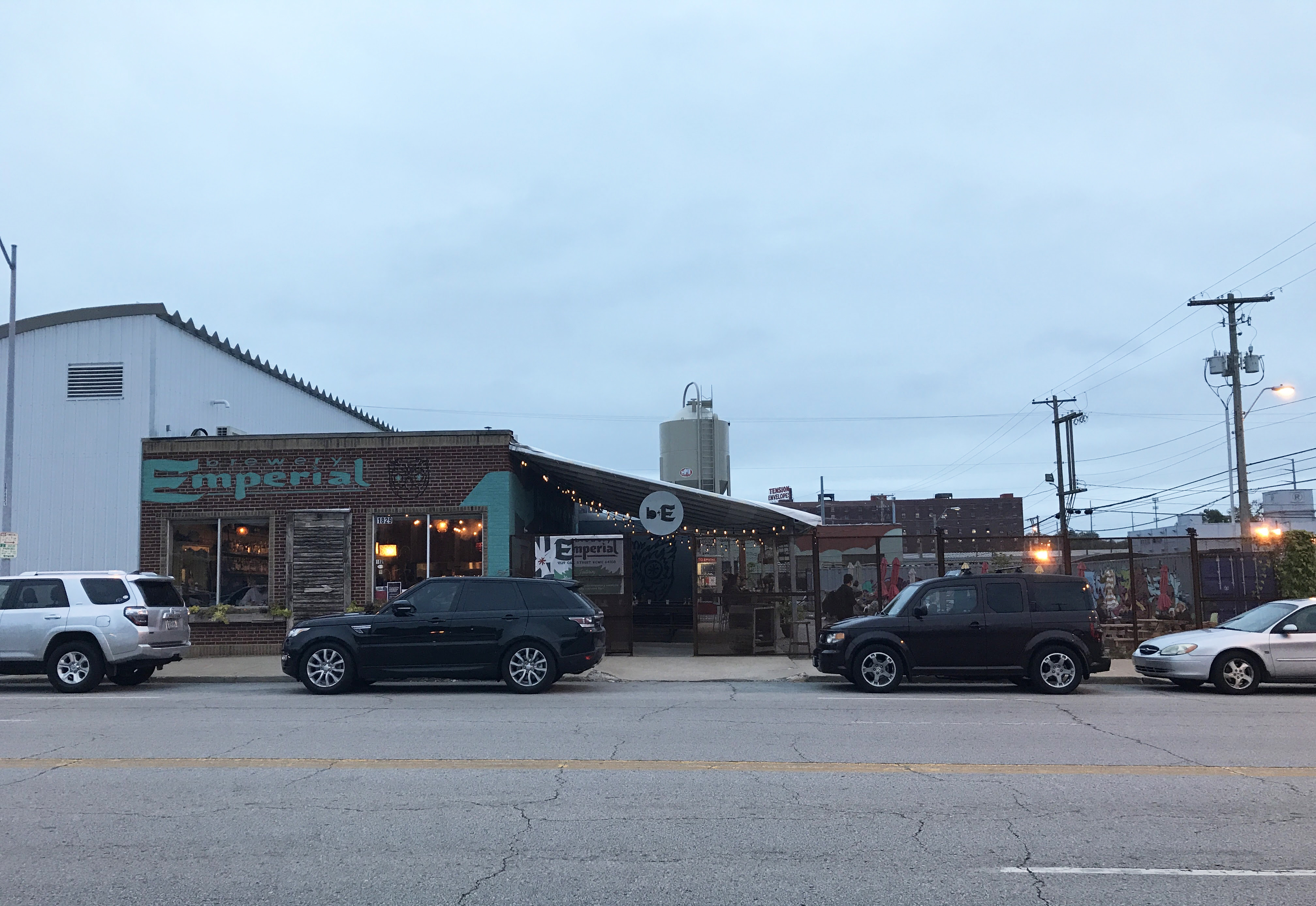 CrossroadsKC is one of the best outdoor concert venues in Kansas City.