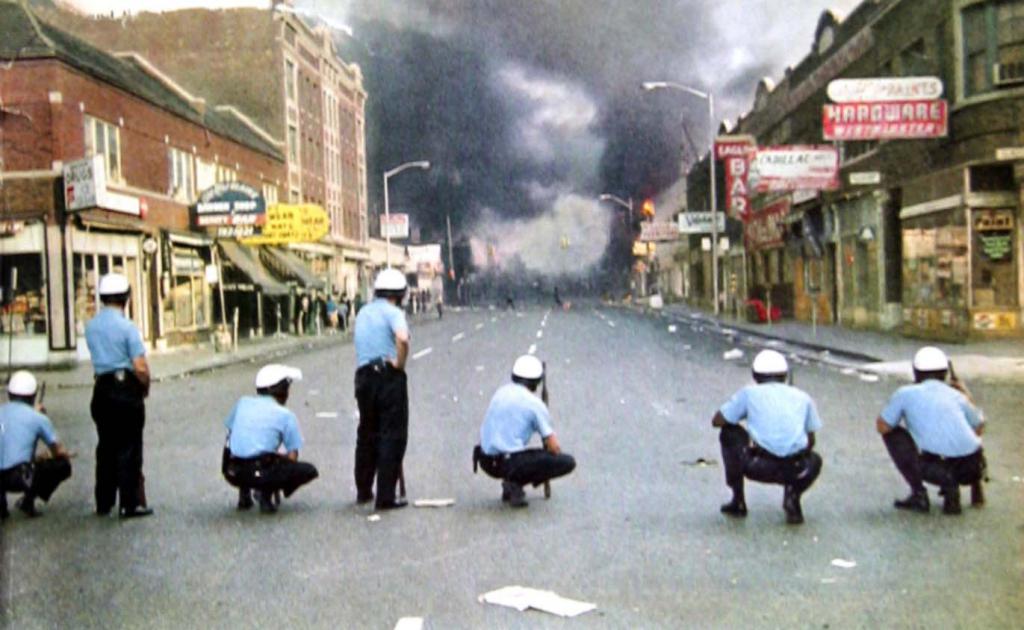 1967 Detroit riots photo gallery