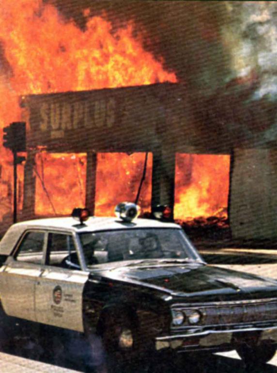 1965 Watts riots photo gallery