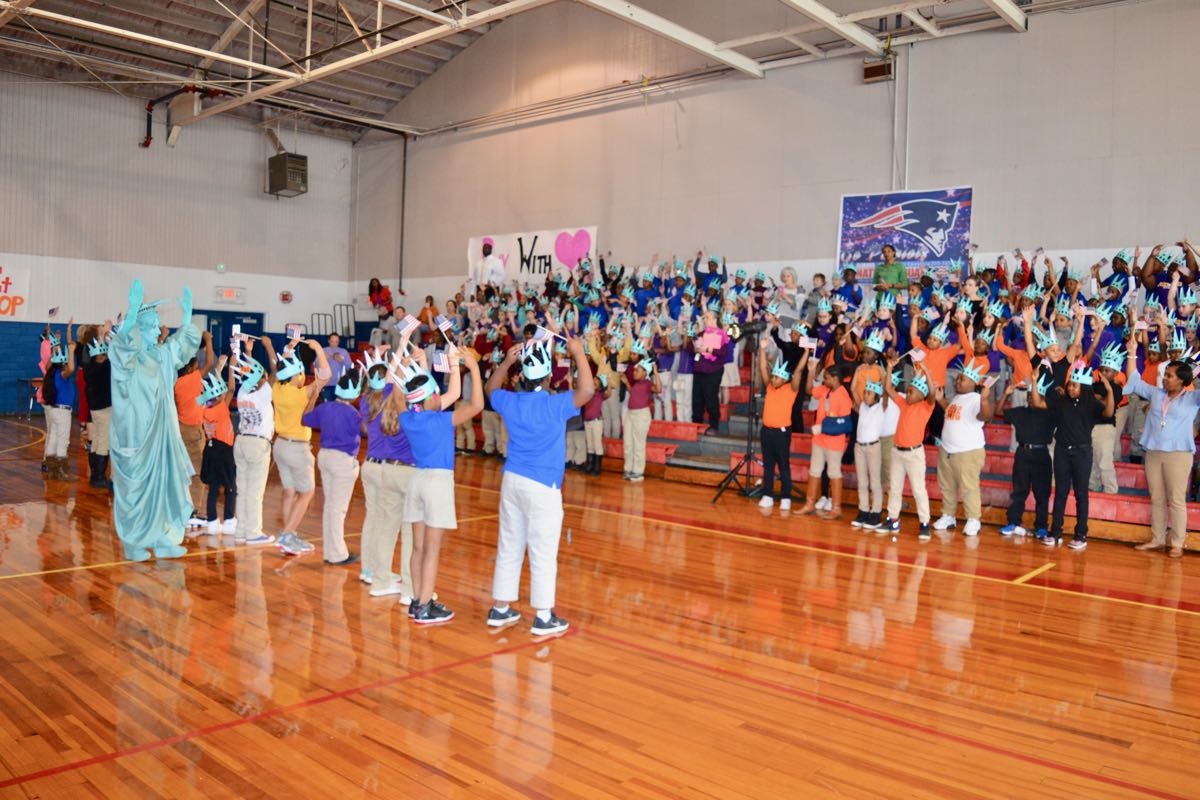 Linden City and Marengo County 2nd & 3rd Graders Meet Libby Liberty