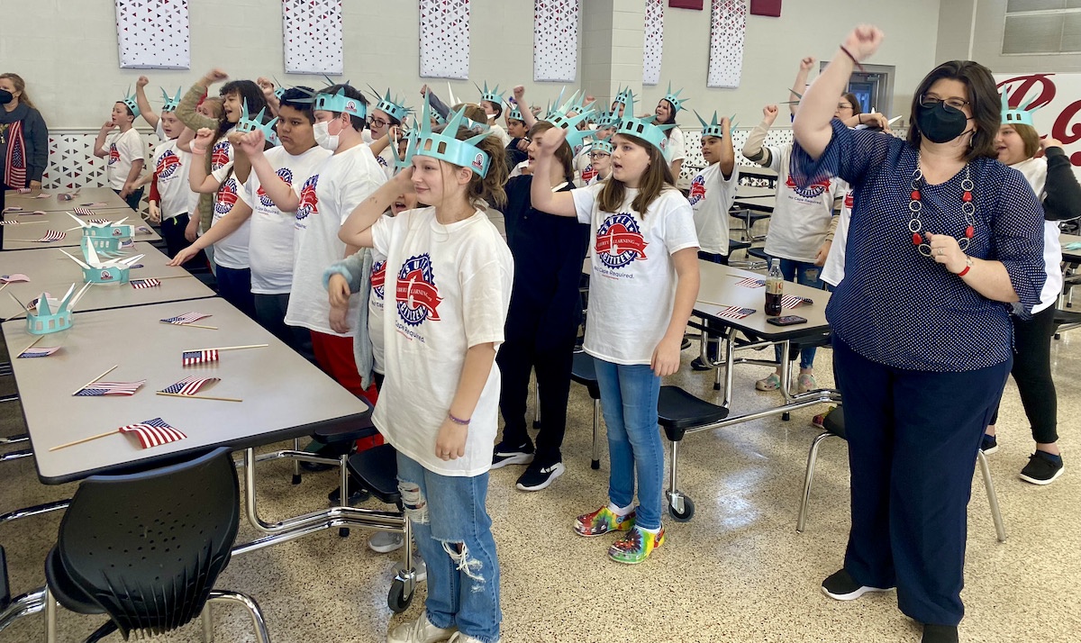 Haleyville Elementary Celebrate their Heroes and Heroes