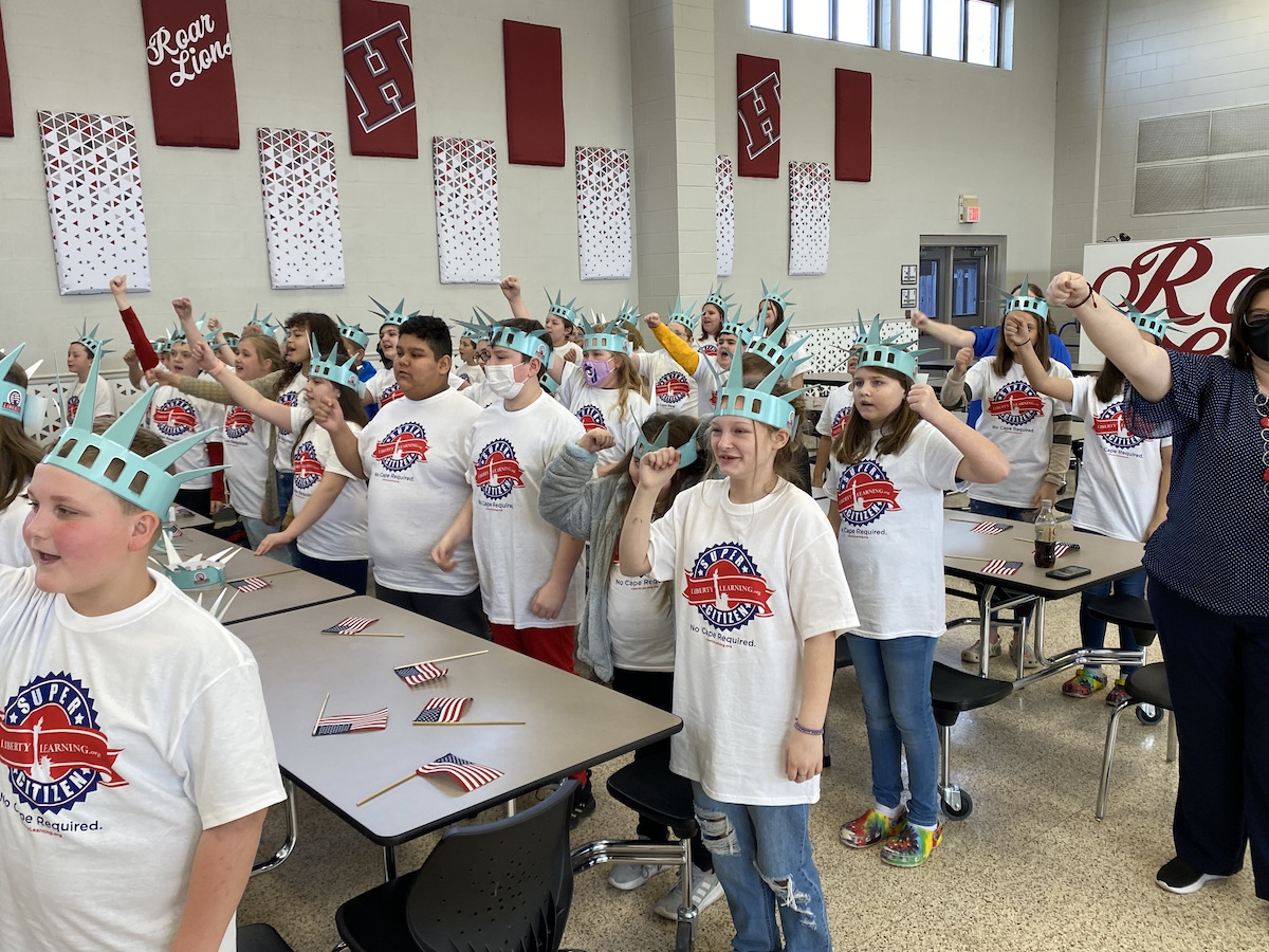 Haleyville Elementary Celebrate their Heroes and Heroes