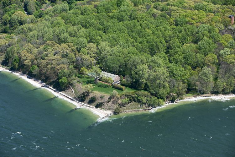 Lloyd Harbor mansion sold for 10 million Long Island Business News
