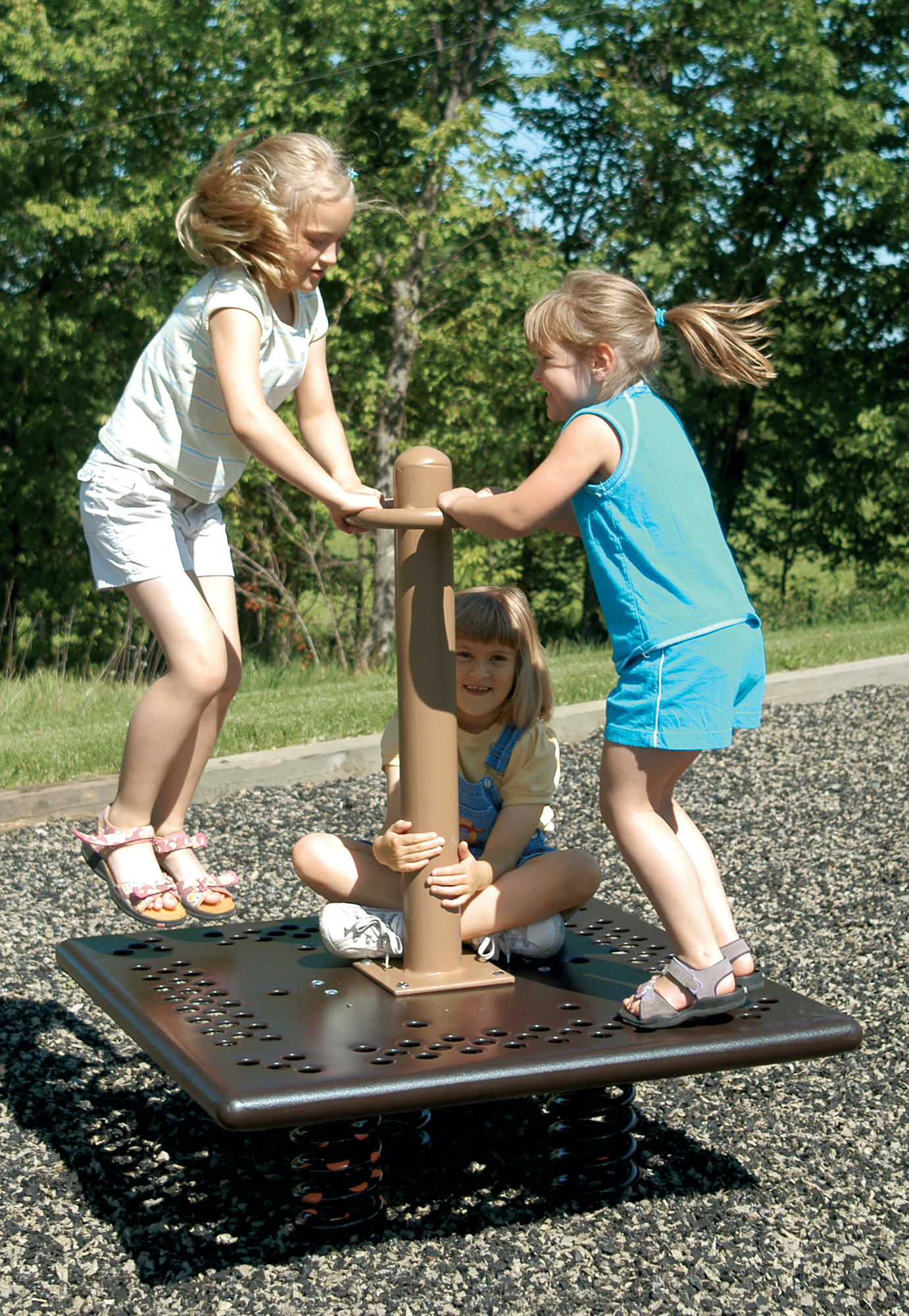 Accessible Spring Platform Landscape Structures