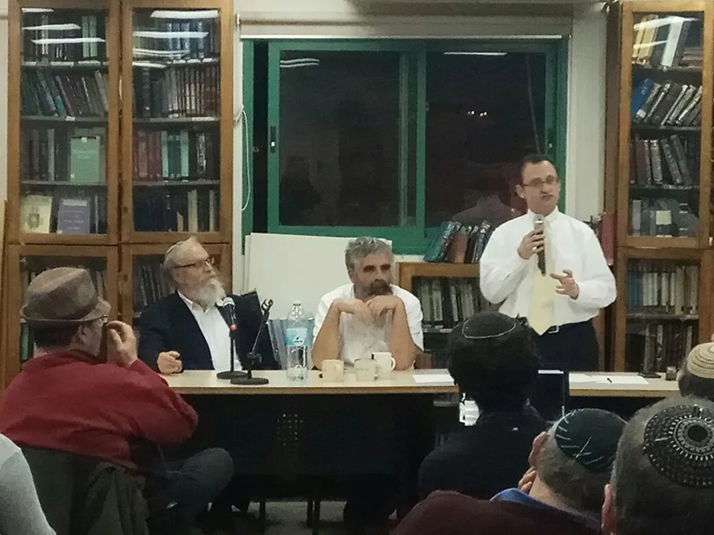 Divine Sparks Shabbat, Electricity Torah Library of Yeshivat