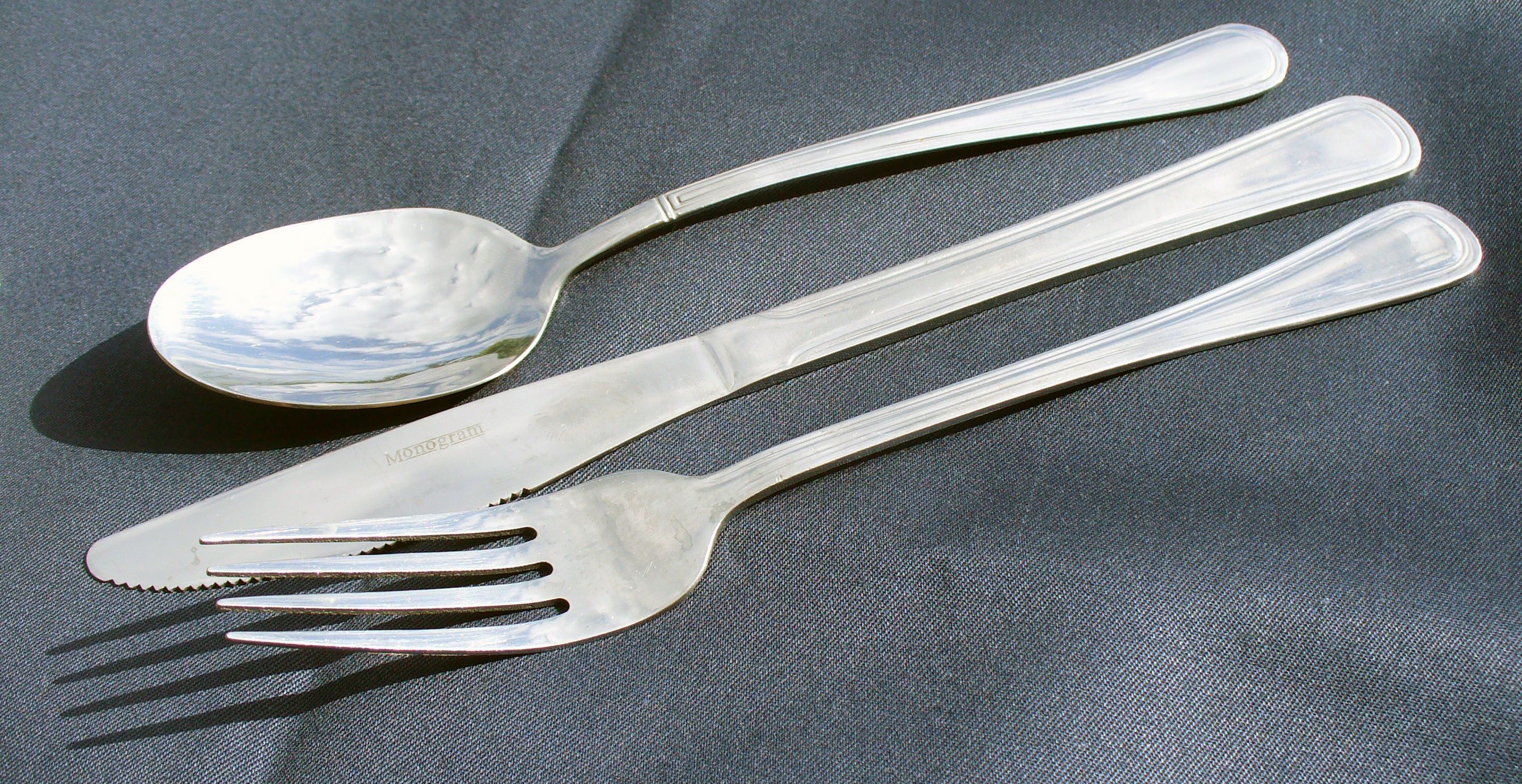 Metal cutlery Copyrightfree photo (by M. Vorel) LibreShot