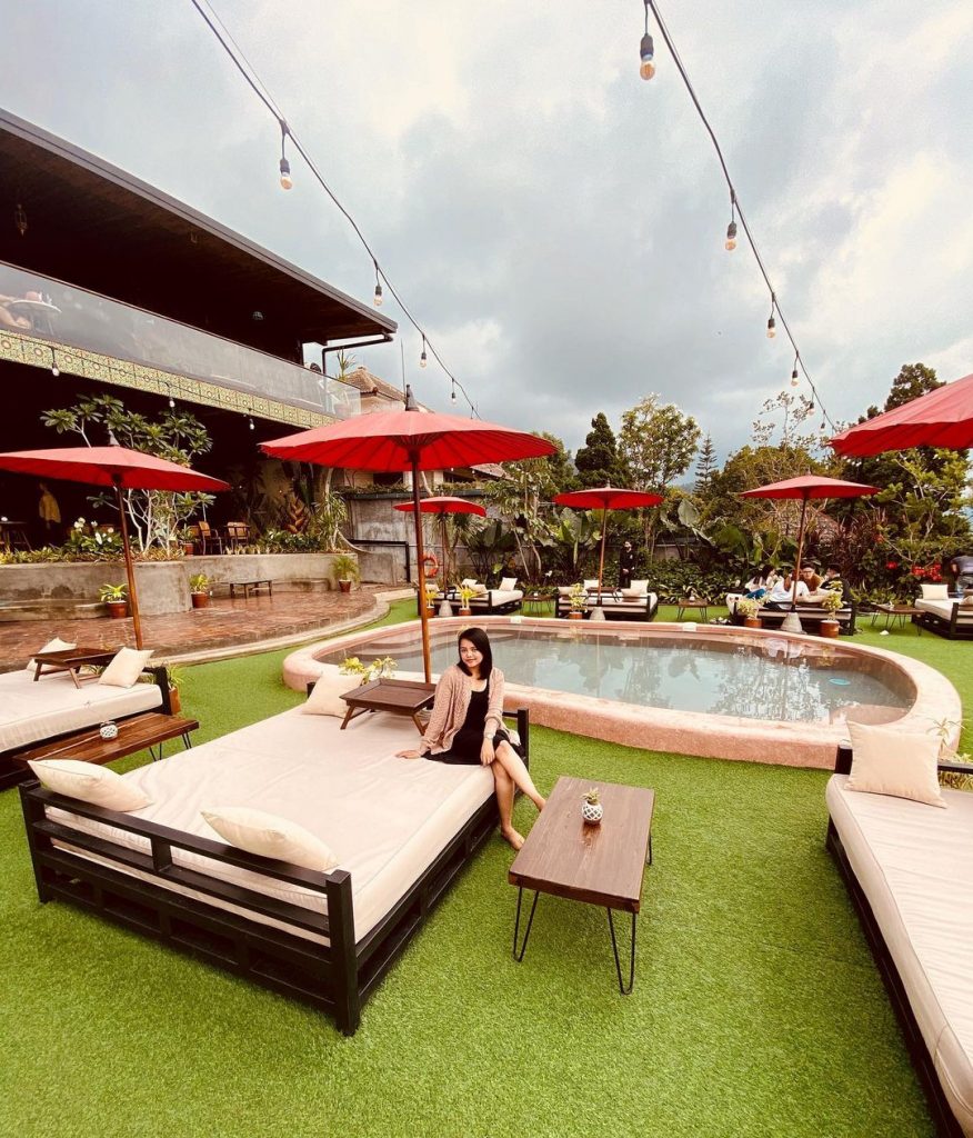 Hill House Batu Malang, Resto Sekaligus Tempat Nongkrong yang Bisa