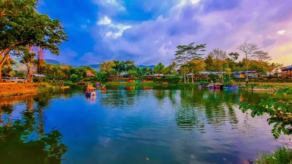 Wisata Mahoni Dempok Kepanjen, Area Wisata Sekaligus Kuliner di Daerah