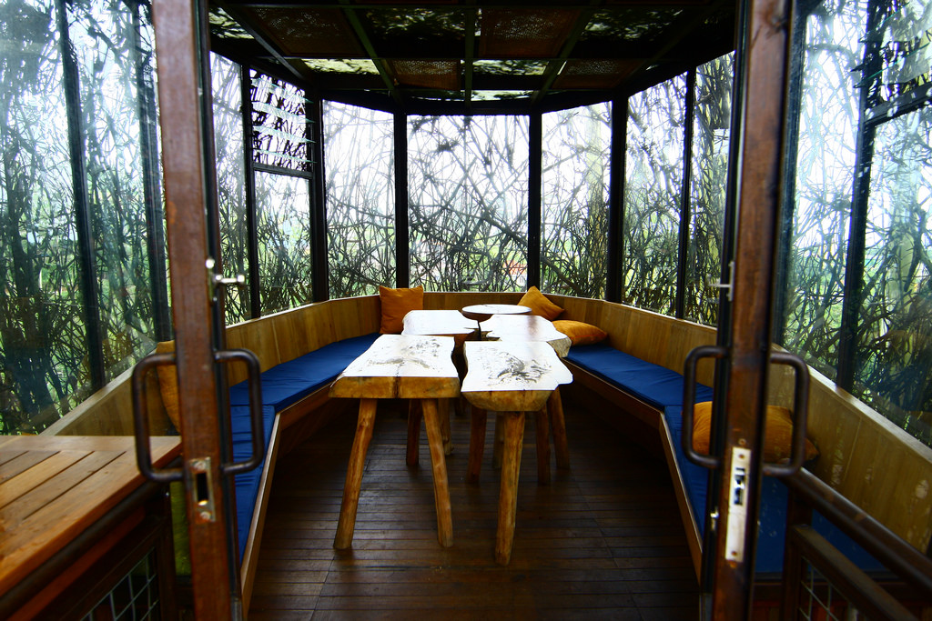 Rekomendasi Restoran Enak Di Bandung - LiburMulu.Com